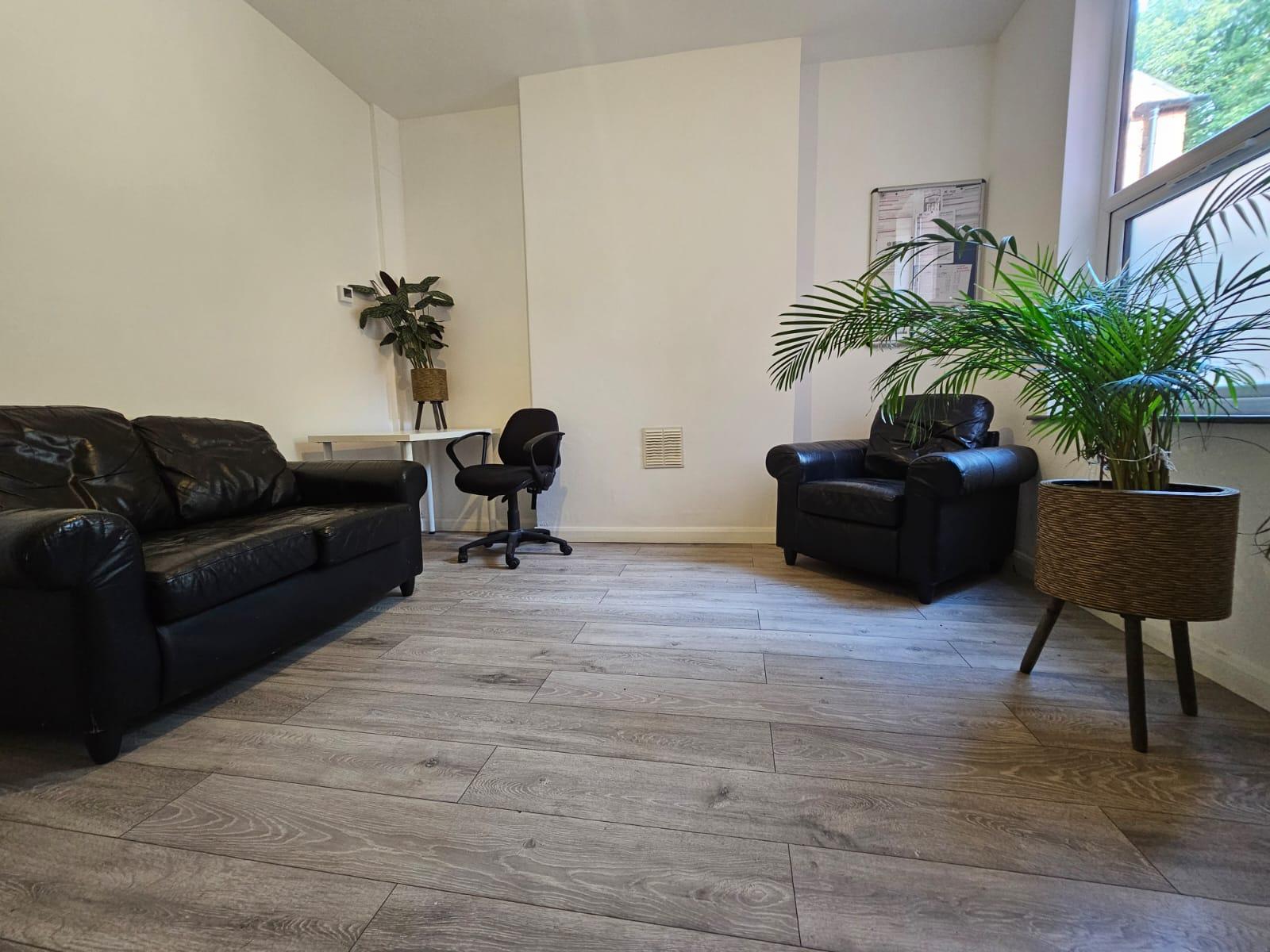 11 Wiverton Road